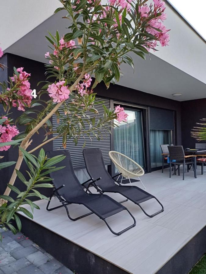 Villa Tome Vir Exterior foto